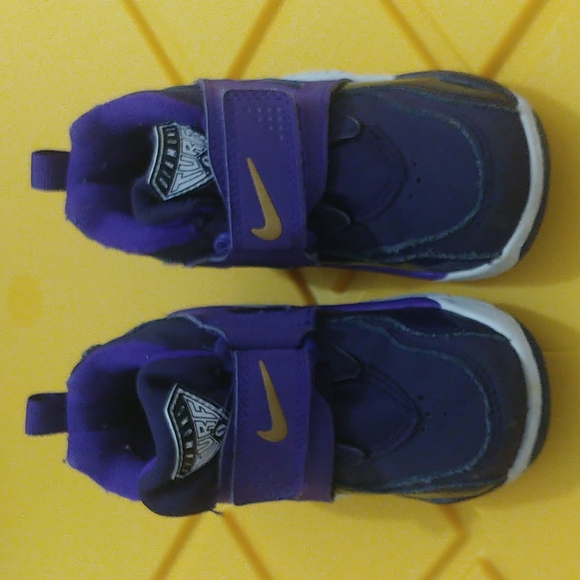 Nike diamond turf 2 09(TD) girl/boy size 7c - Picture 5 of 7